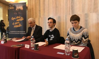 Suicidio giovanile: a Novara nasce StayAleeve