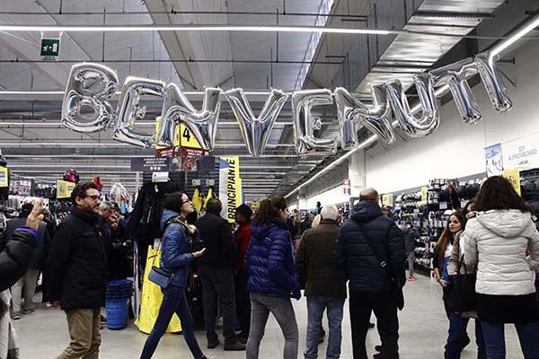 Aperto il Decathlon a Novara (FOTOGALLERY)