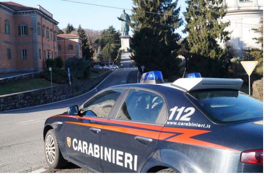 Arrestato con 200 grammi di marijuana in auto