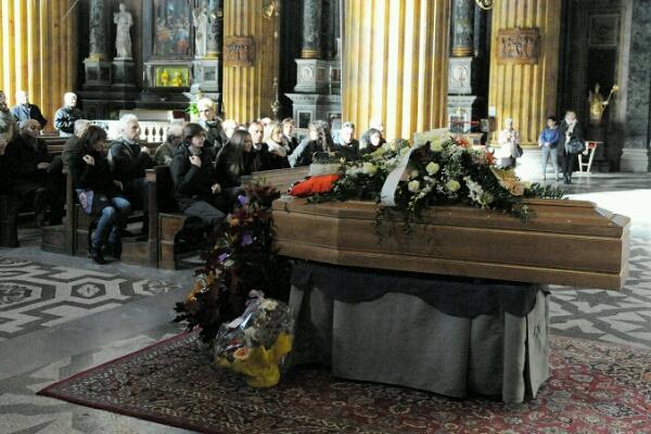 Duomo gremito per l’ultimo saluto a Sandrino Berutti