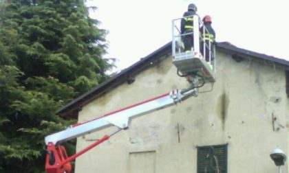 Edificio pericolante a Dormelletto, intervento dei Vigili del fuoco
