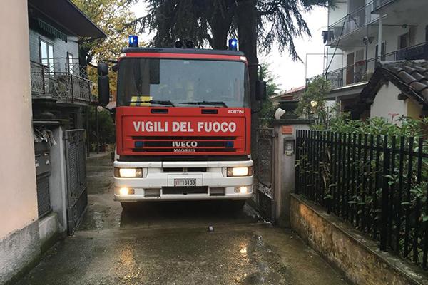 Incendio a Bellinzago in una casa