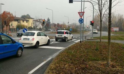 Ripristinato l’impianto semaforico nello slargo a ridosso del comando dei Vigili del fuoco
