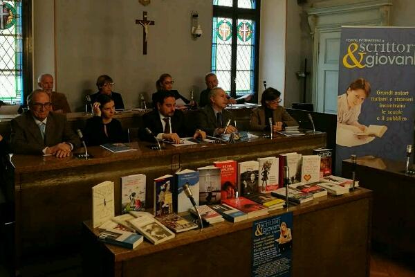 Scrittori&Giovani 2017, si inizia il 15 novembre con Clara Sánchez