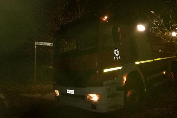 Vasto incendio nei boschi a Santa Cristina di Borgomanero