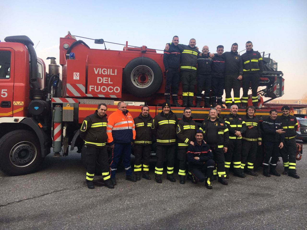 Scambio culturale vigili del fuoco francesi a Novara