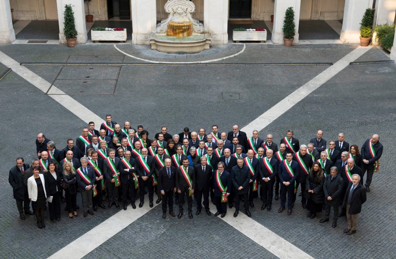 Riqualificazione periferie il sindaco ha firmato il protocollo ecco quanti soldi