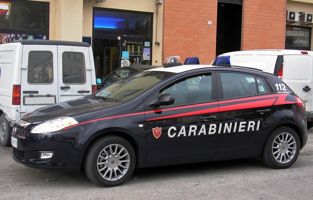 Rubano capi firmati a Gattico: processate e condannate per direttissima