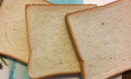Tramezzini alcol pane per toast contiene etanolo