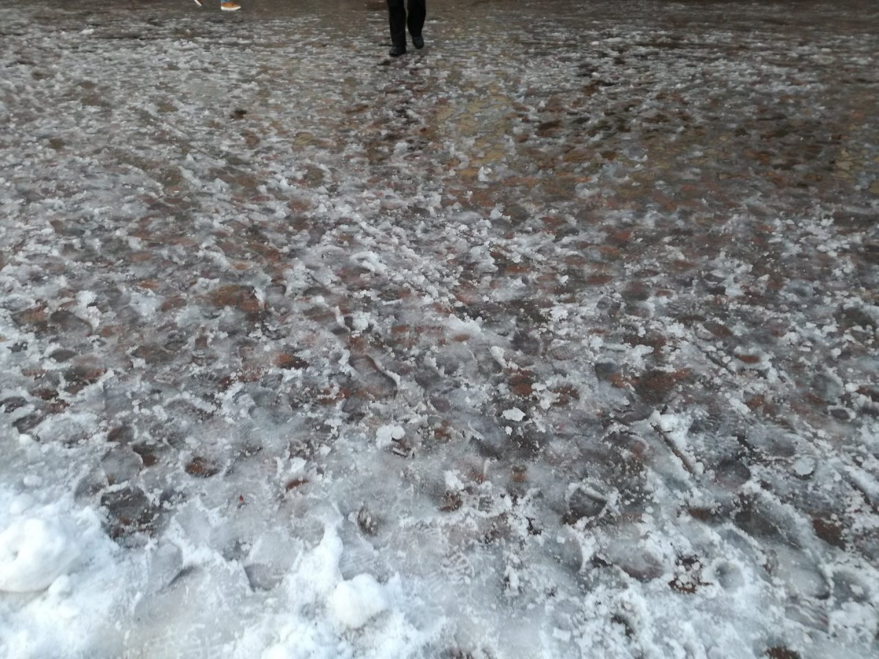 Sgombero neve e spargimento sale: “Si dia lavoro a chi ha bisogno”