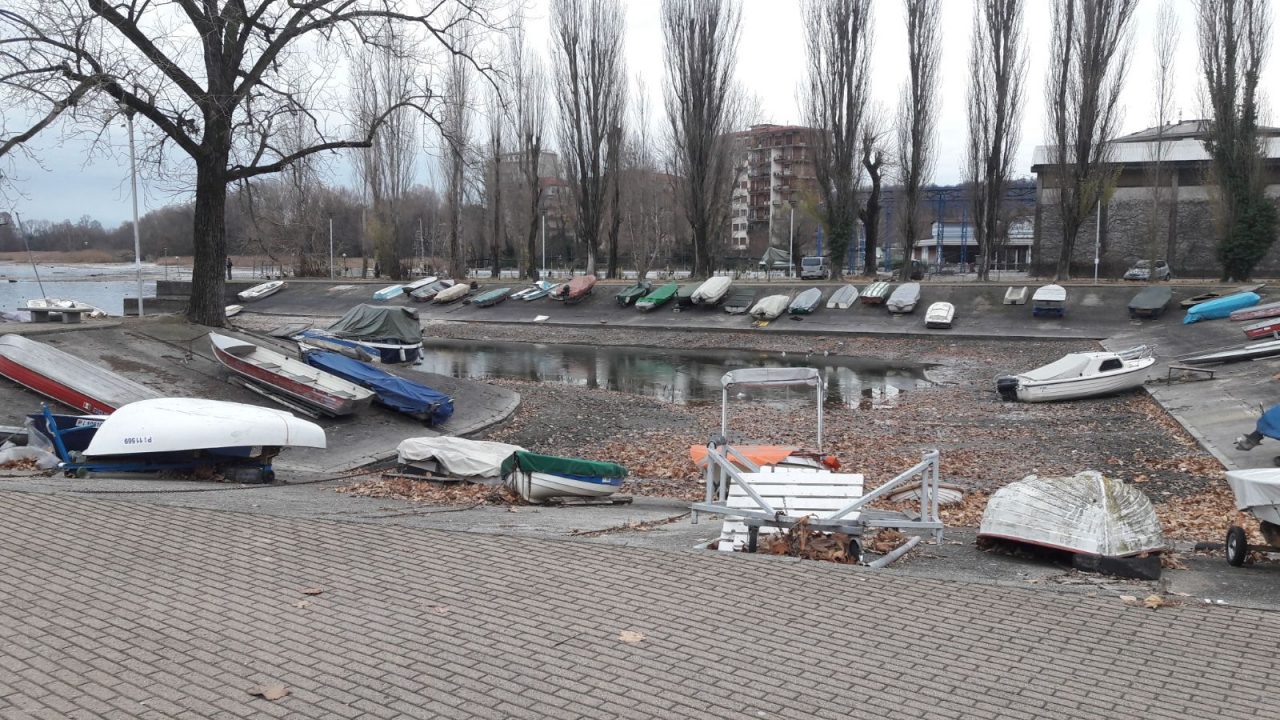 Obbligo rimozione barche dalla darsena di Arona: scade oggi