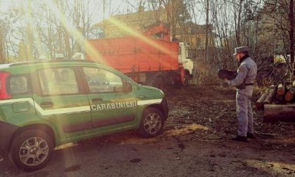 Controlli nel settore dei rifiuti: sequestrato un autocarro a Sizzano