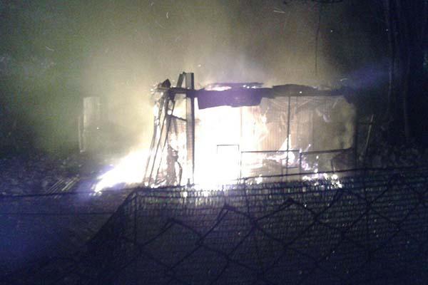 Fiamme in un’area boschiva di Gozzano