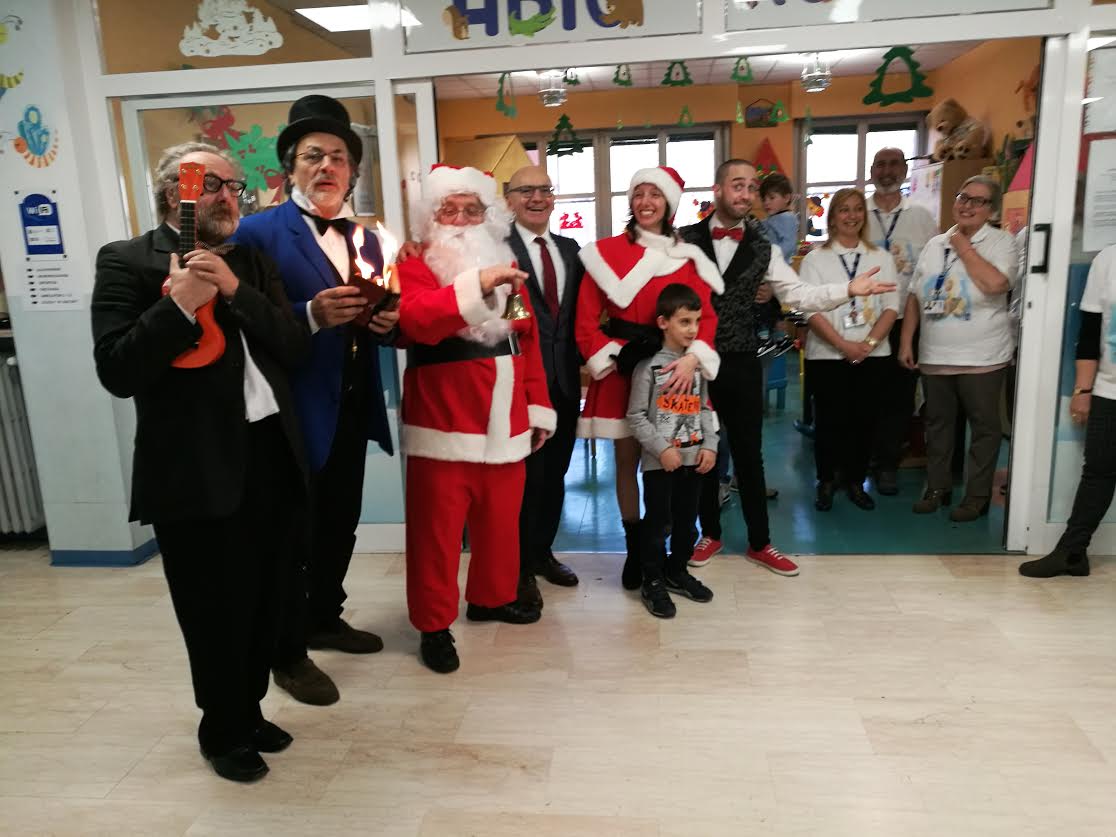 Mago Magicus e Babbo Natale in pediatria