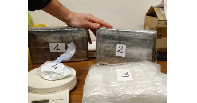 Spacciavano droga sequestrati 3 kg di coca
