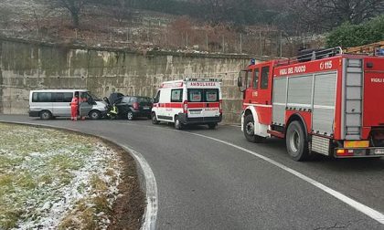 Incidente a Novara con un veicolo finito in un canale, a bordo un'87enne