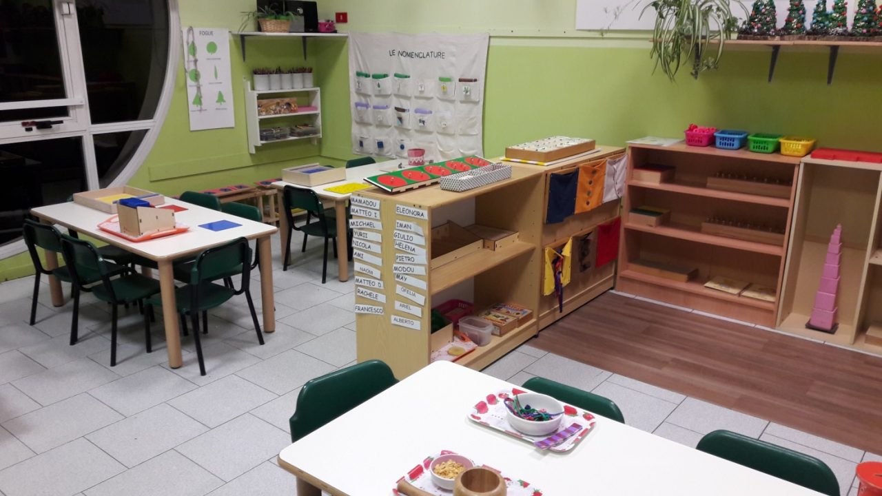 Metodo Montessori spiegato alla materna di Borgomanero
