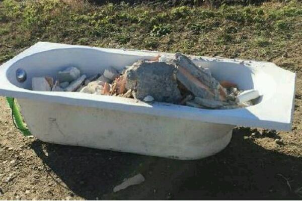 Nelle campagne ceranesi “fioriscono” le discariche abusive