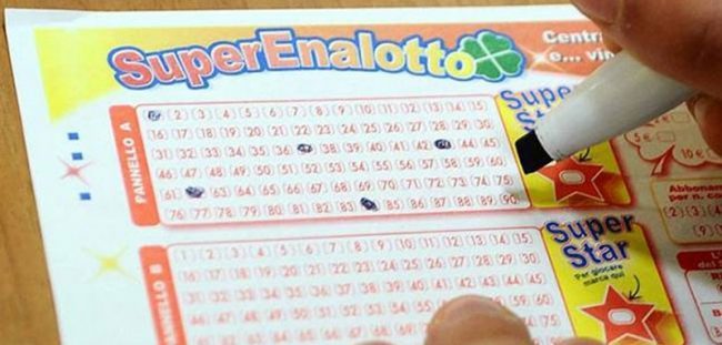 SuperEnalotto, colpo nel Novarese: centrato un “5” a Fara Novarese