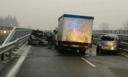 Sette auto coinvolte in due sinistri quasi contemporanei in tangenziale