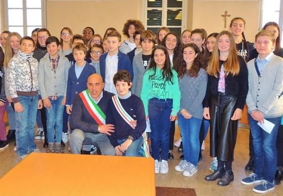 Si è insediato l’ottavo consiglio comunale ragazzi di Borgomanero