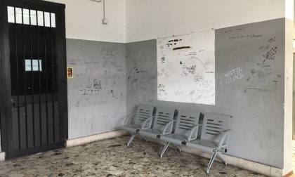 Arona stazione a dir poco penosa