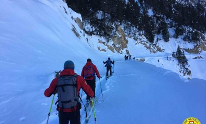 Emergenza migranti Bardonecchia: tentano di andare in Francia fra la neve