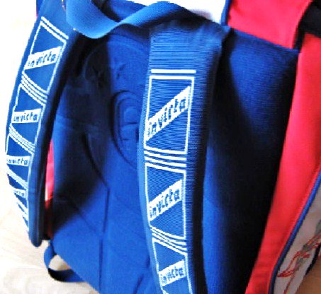 Morto papà zaini Seven