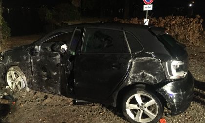 Meina auto si schianta contro un muro