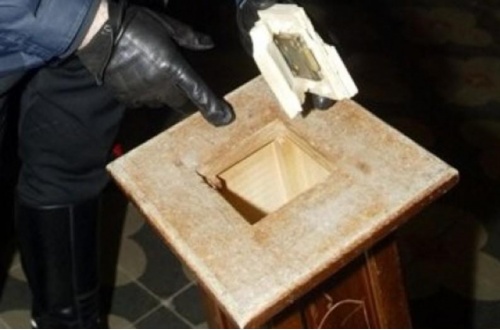 Galliate rubate le offerte in chiesa