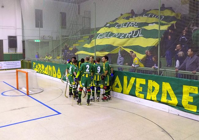 Amatori hockey: il derby non si giocherà al Pala Dal Lago