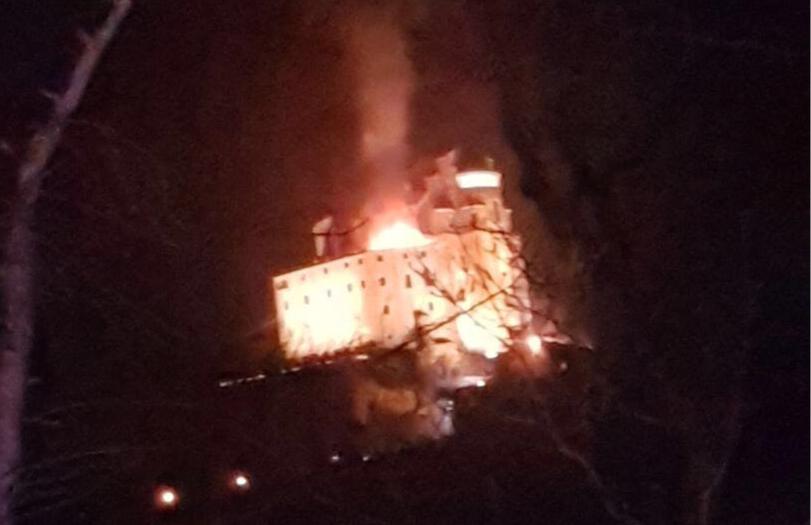 Incendio Sacra San Michele