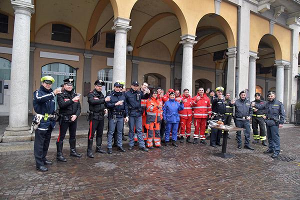 Brindisi augurale per Forze dell’Ordine e del Soccorso