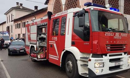Fiamme da uno stabile a Vespolate