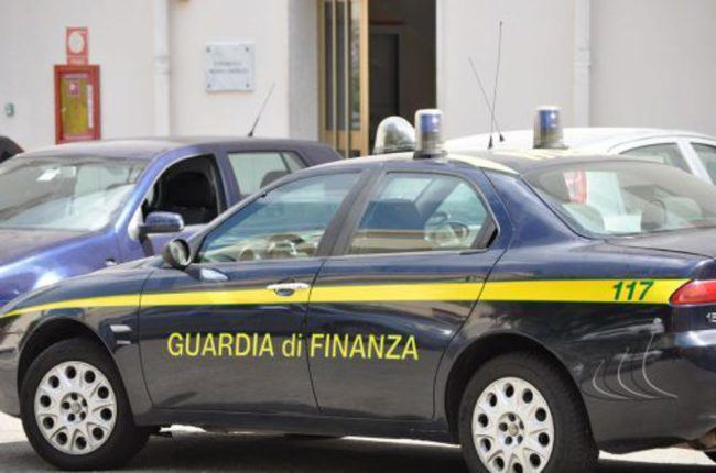 Opportunità d’impiego: la Finanza cerca 380 agenti