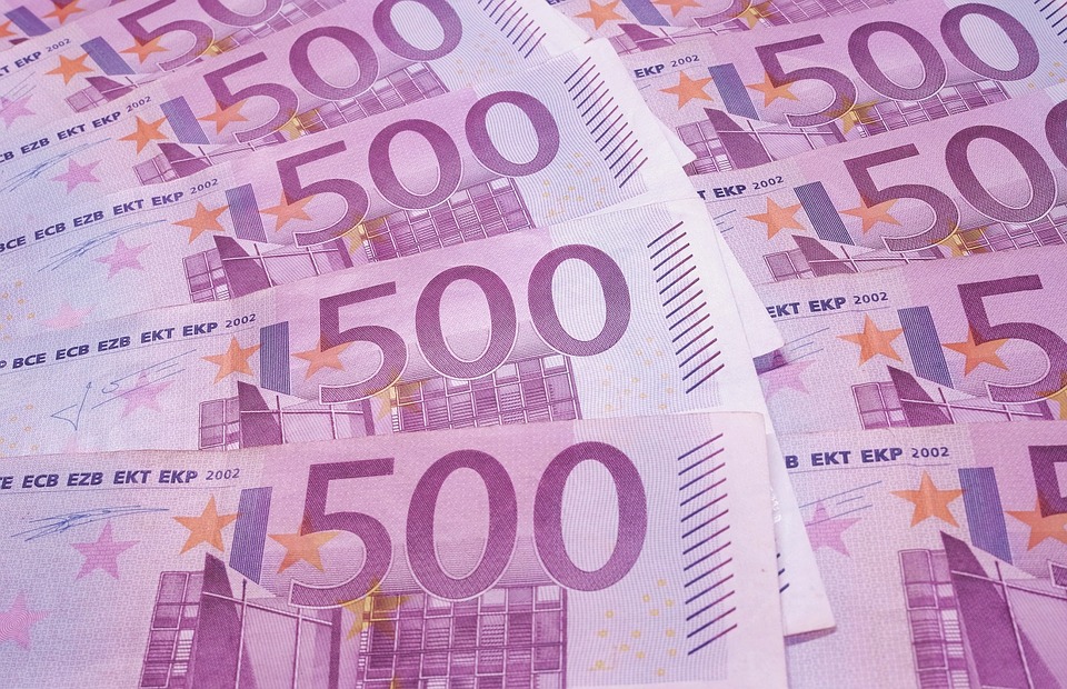 Ipnotizzato e derubato il ladro ruba mille euro