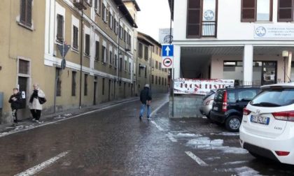 Petizione centro: a Castelletto raccolte 510 firme