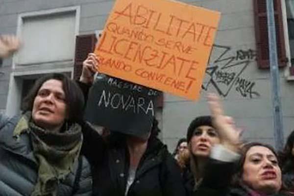 Scuola: «Noi, esclusi dalle graduatorie: è ingiusto»