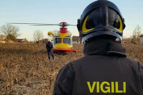 Sessantenne colpito da un albero a Cureggio