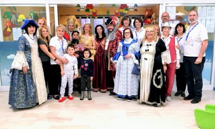 Re Biscottino porta in ospedale il Carnevale