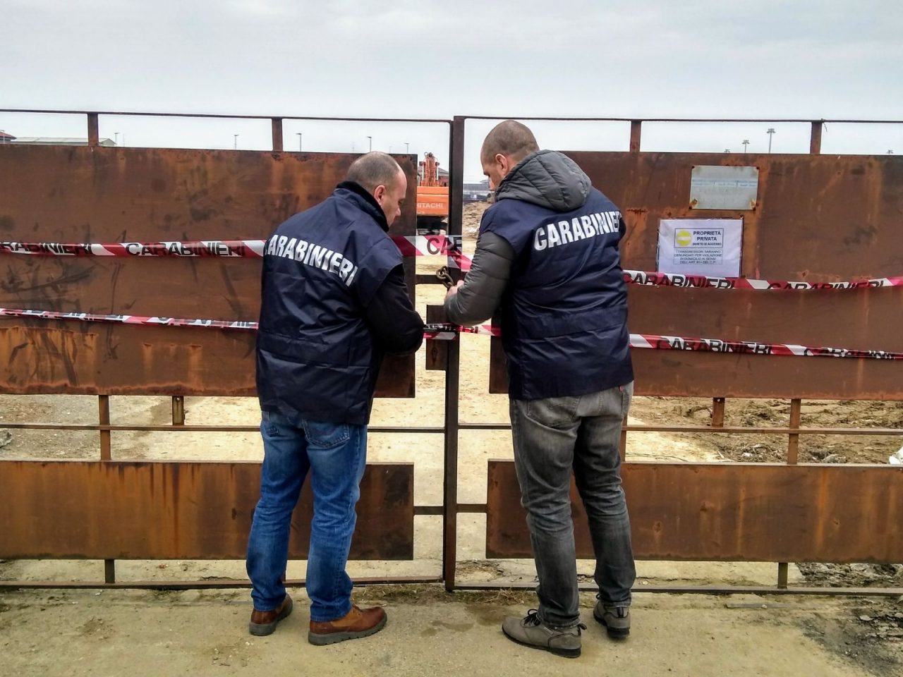 Sequestrato cantiere a Novara: gestione illecita di rifiuti