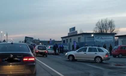 Incidente in corso Trieste camion perde carico