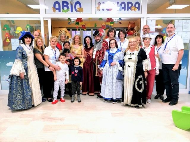 Carnevale novarese, attesa per la sfilata e la consegna delle chiavi