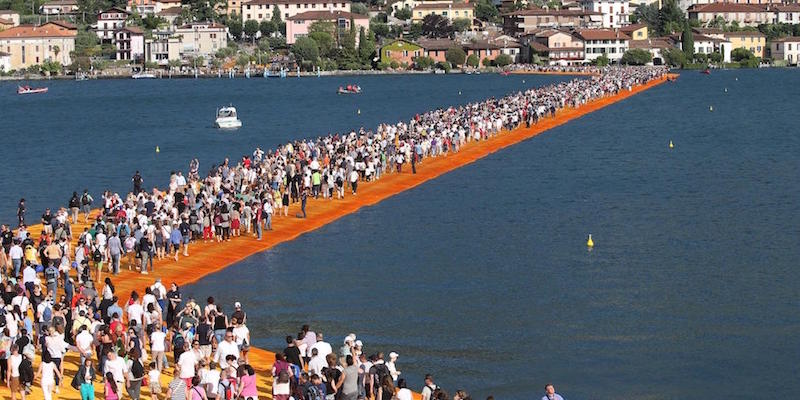 Passerella sulle acque: dopo il lago d’Iseo toccherà al Lago Maggiore