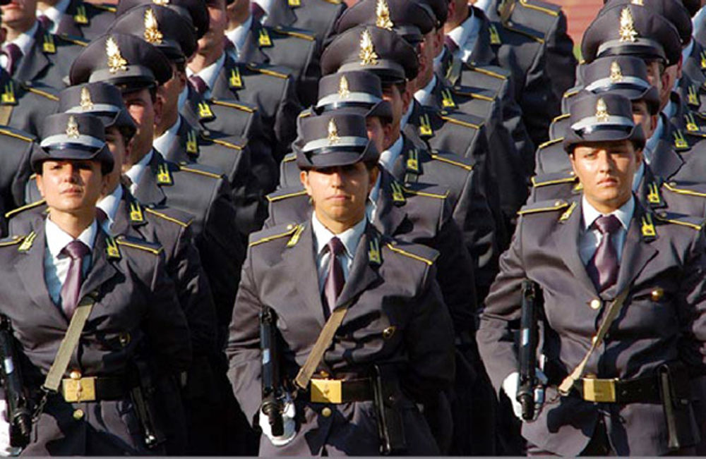 Guardia di finanza: bando di concorso per 61 allievi ufficiali