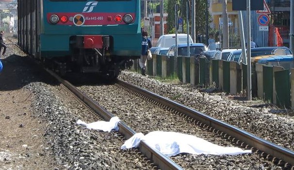 Travolto dal treno: ragazzo non si è suicidato