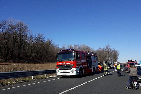 Incidente a Pombia: 5 auto coinvolte