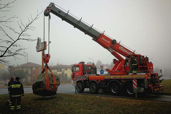 Slargo dedicato ai Vigili del fuoco in via Generali