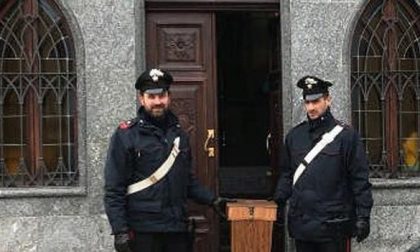 Sorpreso a rubare l'elemosina a Cerano: arrestato