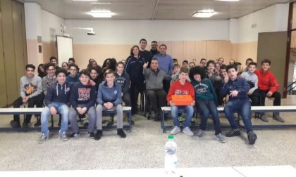 Alunni incontrano il campione paralimpico
